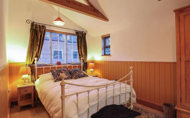 Curiosity Cottage