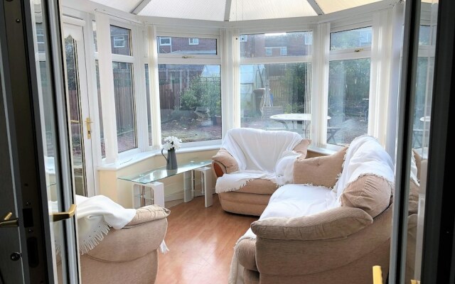 Stay In Durham Carville House