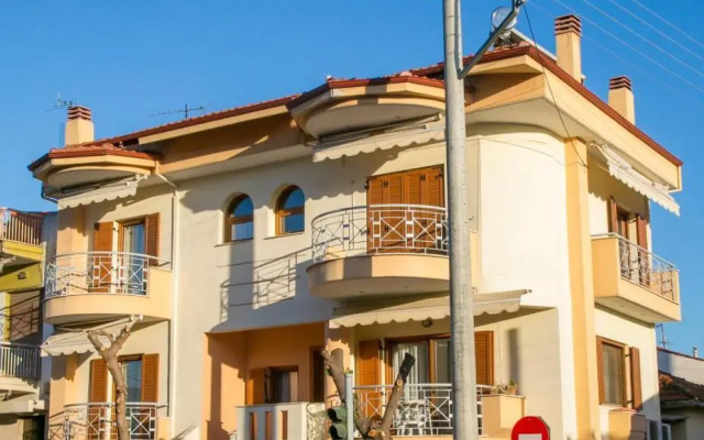 Vier Luxury House