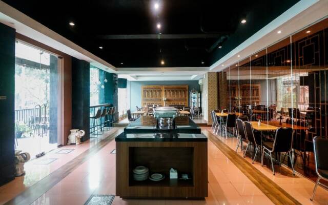 RedDoorz Plus near Senopati 2