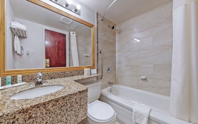 Ramada by Wyndham Arnprior