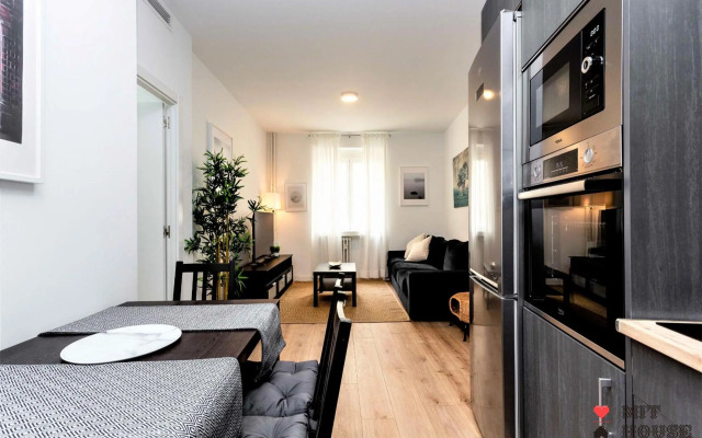 Mit House Latina En Madrid