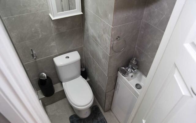 Budget Ensuite Room Woolwich