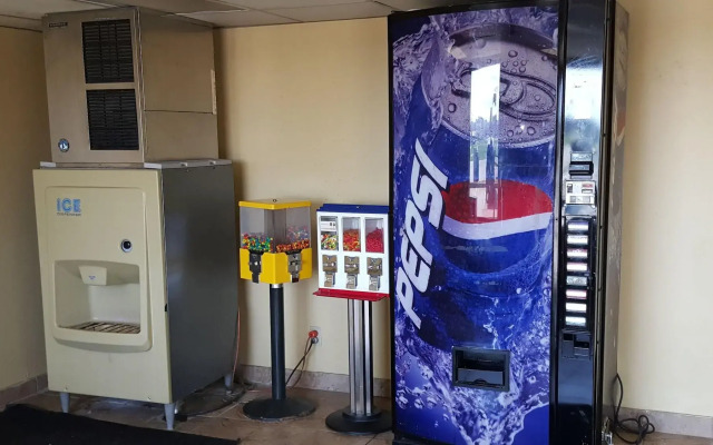 Super 8 Rockwall