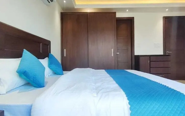 The Crown A Pinnacle of Luxury