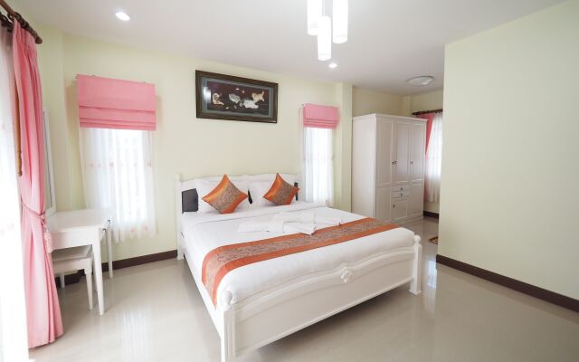 Lana Pool Villa