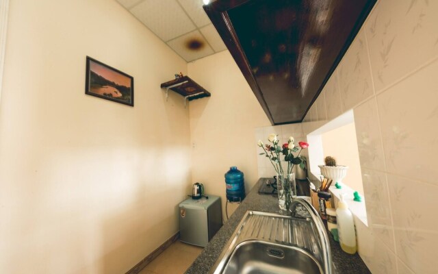 Hillside Homestay Hue - Triple Room top Apartment