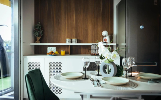 Cozy Special Pallady Apartament with Heated Courtyard