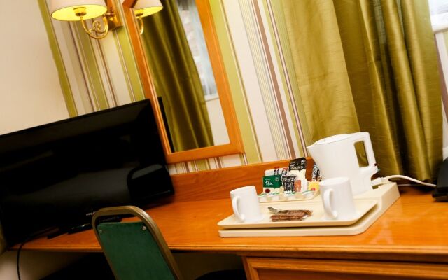 Fairways Lodge & Leisure Club