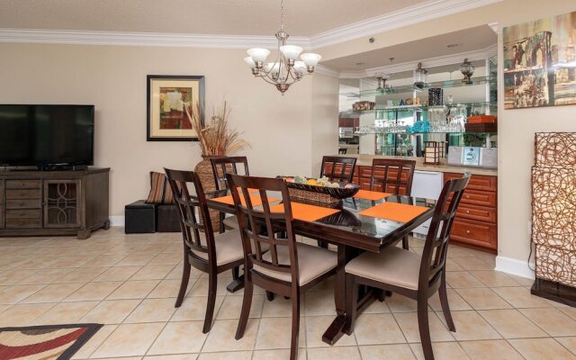 Phoenix on the Bay 2 by Brett Robinson Vacations