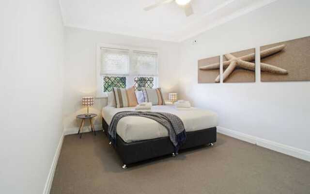 The Field - Apartment (082i) -Coogee