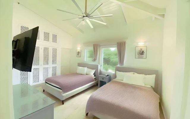 Seasideserenity - Luxury Villa Steps From The Beach