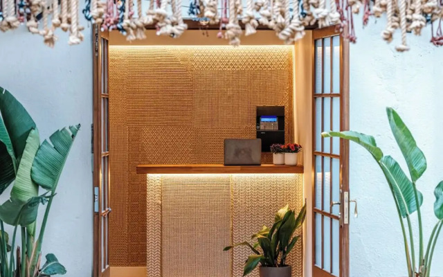 Sweet Lloret Suites