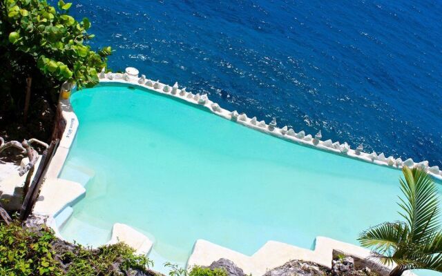 Great Huts