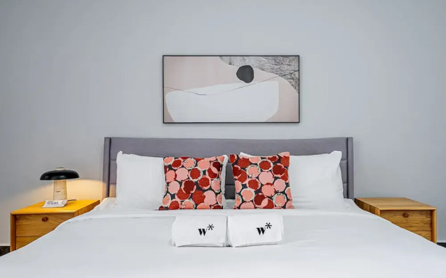 w Comfy 1BR w Fantastic Balcony in YOO