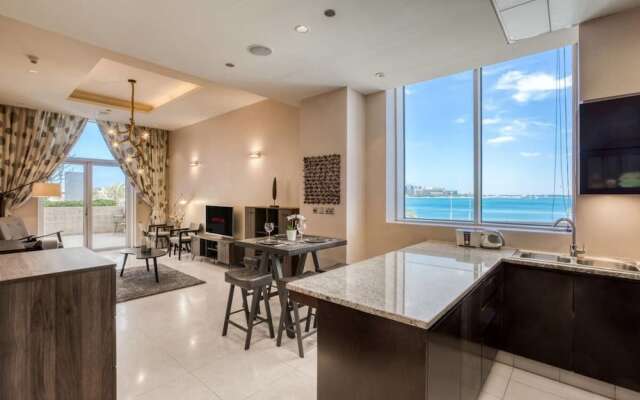 Private Beach & Pool Right on Your Doorstep!