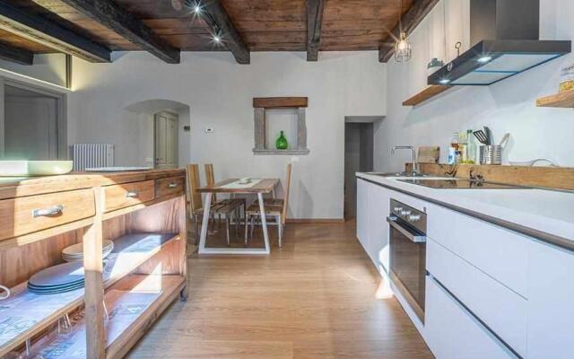 L Arco appartamento centro storico Orta SGiulio