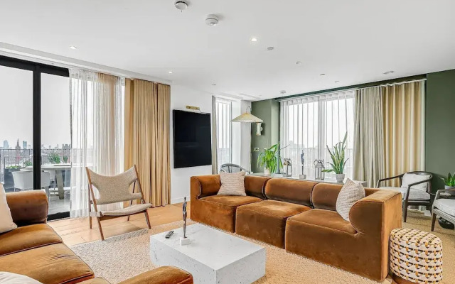 Refined 3-bedroom Condo