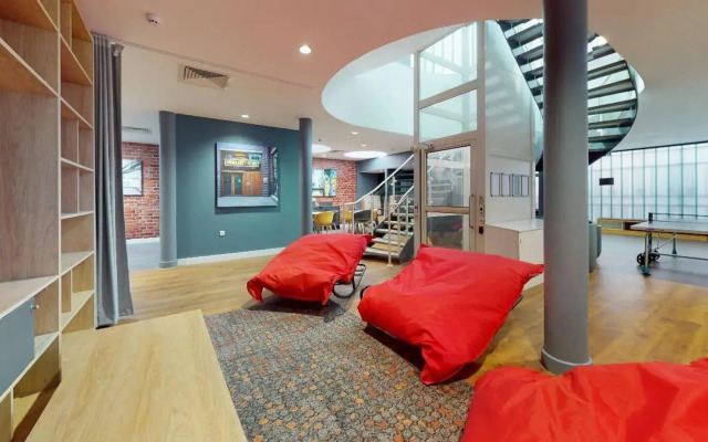 Student Only Will Wyatt Court