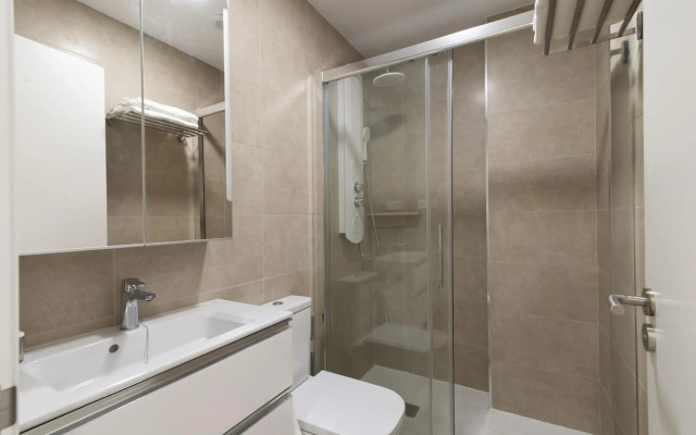 Lightbooking Livian Suites Las Palmas