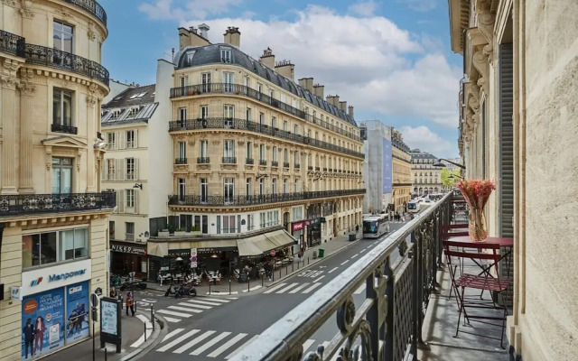 4 Rooms Apartment Opera Vendome