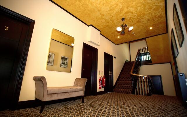 The Hadley Hotel