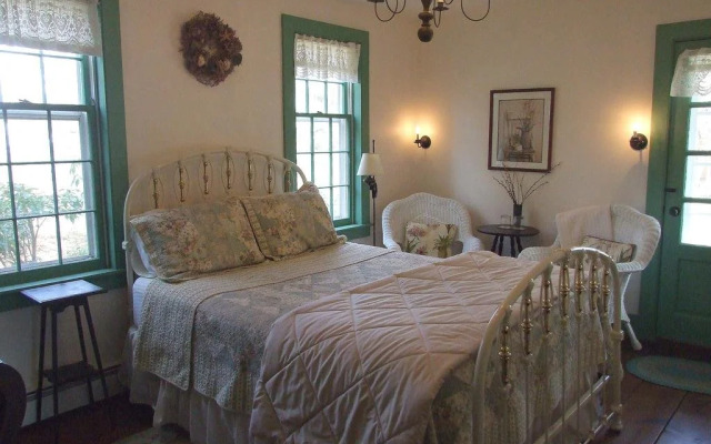 Riverwind Inn Bed and Breakfast