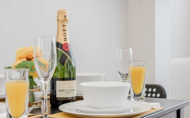 Watford Junction Suite - Modernview Serviced Accommodation