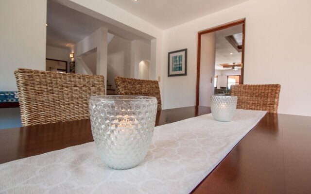 Ocean-view Villa Above Potrero Overlooking two Bays