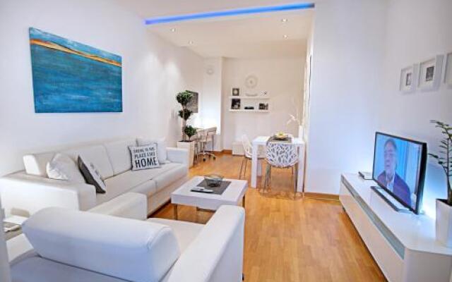 Belville Luxury Apartment