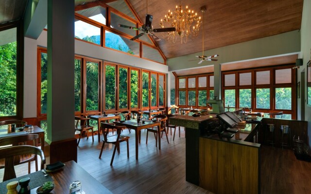 Moksha at Kitulgala Rainforest Boutique