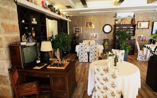 Hotel Opera Jaz