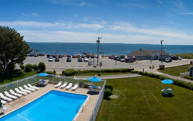 Beachside Village Resort