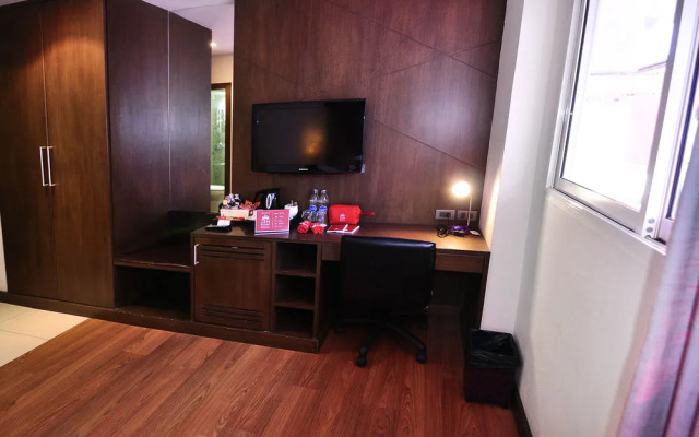 ZEN Rooms Sukhumvit Soi 10