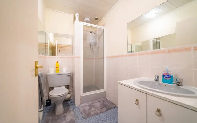 Beautiful One Bedroom Georgian Apartment