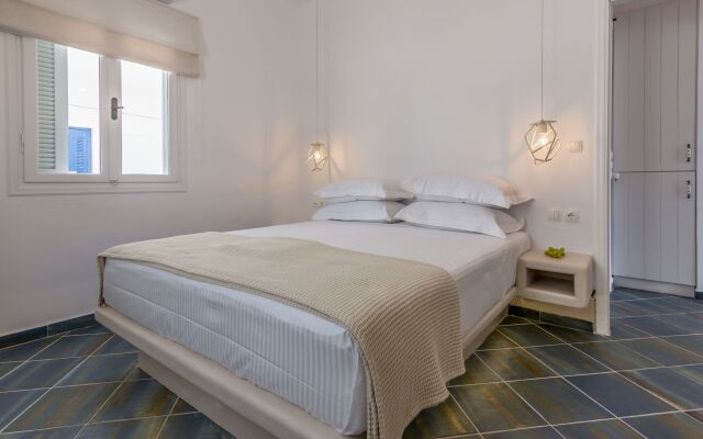 Michalakis Seaside Suites Milos