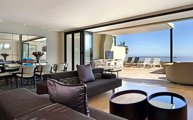 Medburn Views Penthouse