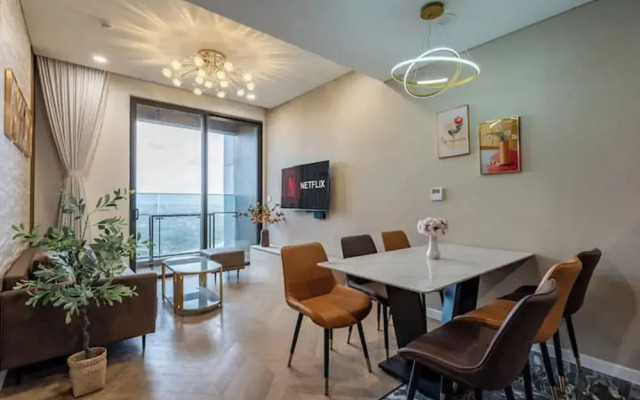 Parkland Riverside Luxury Vacation