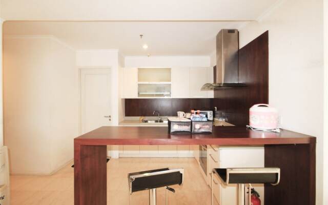 3 Bedroom at FX Sudirman by Travelio