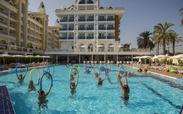 Palm World Resort & Spa Side - All Inclusive