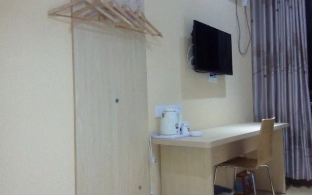 7 Days Inn (Linzhi Bayi Bridge)