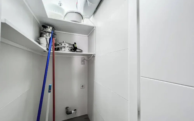 Cd-1382 Two Bedroom Apartment With Terrace