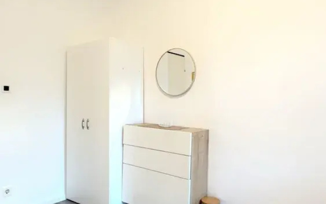 Stylish 1BR Long Stay Close to AKH