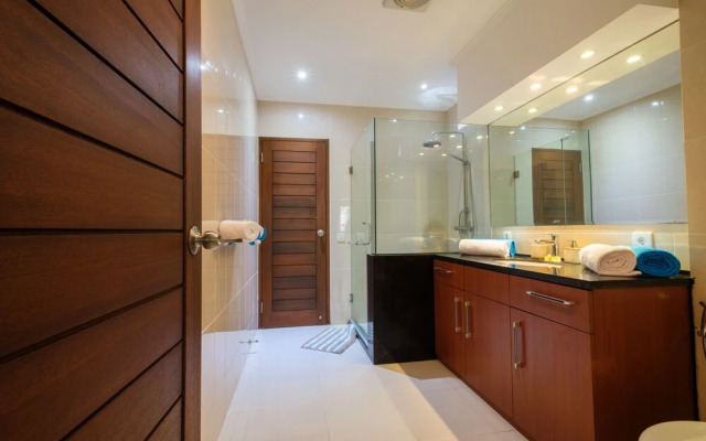 New Open 3Bedroom Ocean Blue Villas 2