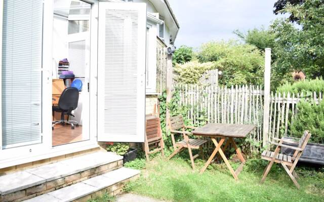 House With Garden in Camden Town