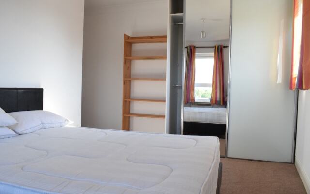 Canary Wharf 2 Bedroom Flat