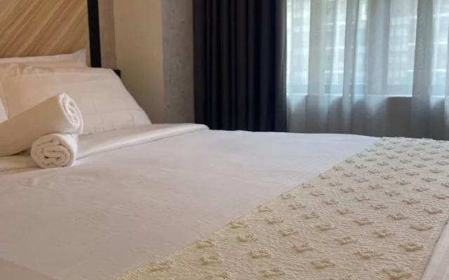 Arte Ampang Klcc 2 BR Homestay, 4-6 pax