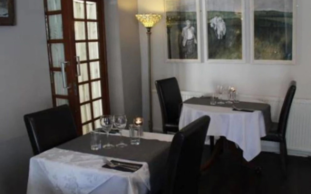 Lomond Hills Hotel