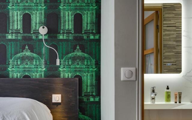 Hôtel Autonome Une Chambre en Ville