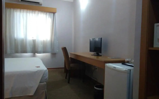 VOA Express Inn Hotel Orquídea